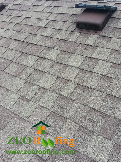 No Apparent Wind Damage to Roof Shingles - Lincolnshire, IL Home